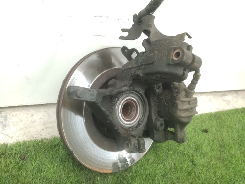 Mangueta Delantera Izquierda 364641  - Citroën Berlingo 1.9 Diesel 3