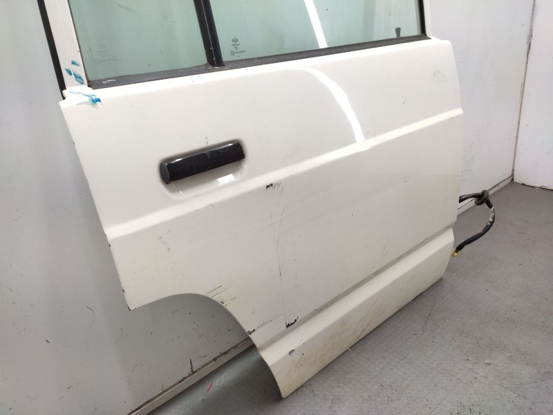 Puerta Trasera Derecha  - Nissan Patrol (k/w260) 2.8 Diesel 3
