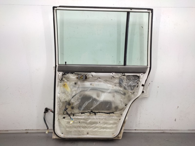 Puerta Trasera Derecha  - Nissan Patrol (k/w260) 2.8 Diesel 6