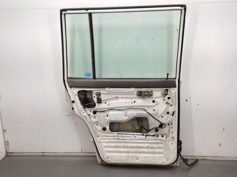 Puerta Trasera Izquierda  - Nissan Patrol (k/w260) 2.8 Diesel 5