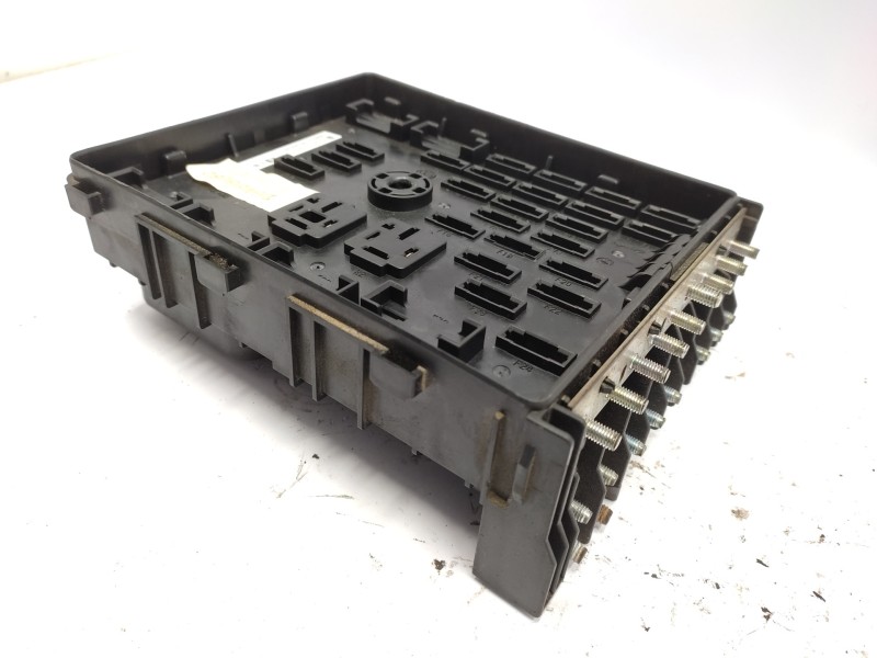 Caja Reles / Fusibles 3c0937125  - Volkswagen Passat Berlina (3c2) 2.0 Tdi 3
