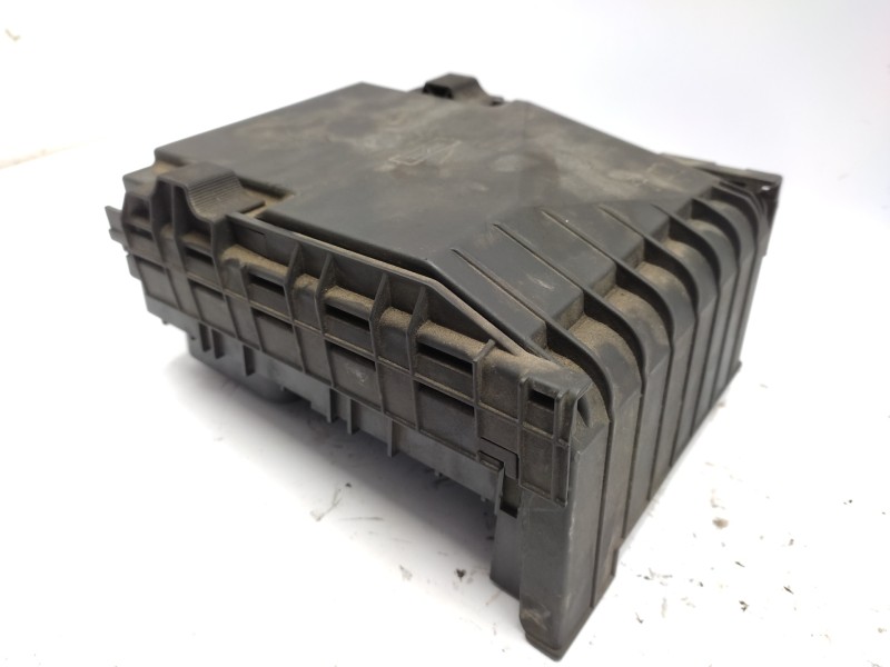 Caja Reles / Fusibles 3c0937125  - Volkswagen Passat Berlina (3c2) 2.0 Tdi 6
