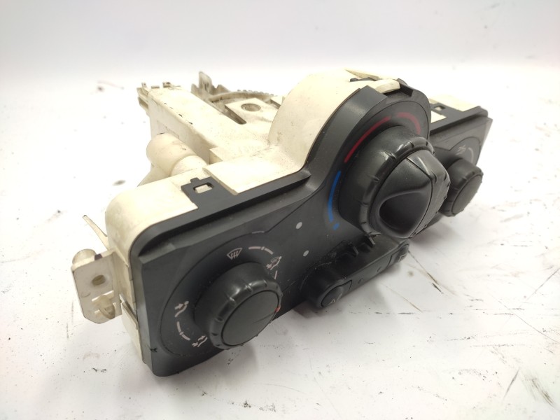 Mando Calefaccion / Aire Acondicionado 7701070473  - Renault Modus 1.5 Dci Diesel 2