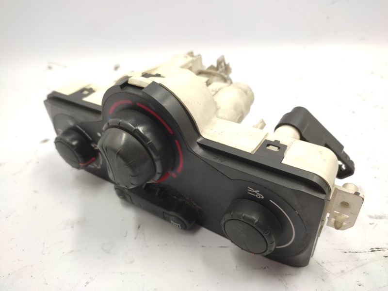Mando Calefaccion / Aire Acondicionado 7701070473  - Renault Modus 1.5 Dci Diesel 3