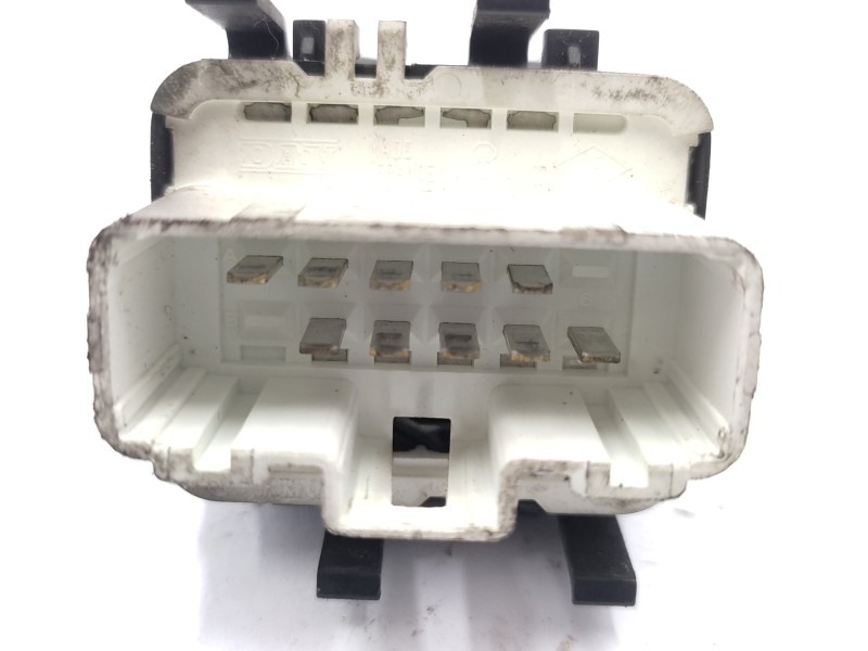 Mando Elevalunas Delantero Izquierdo 8200214943  - Renault Modus 1.5 Dci Diesel 3