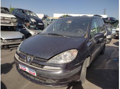 peugeot 807 del año 2004