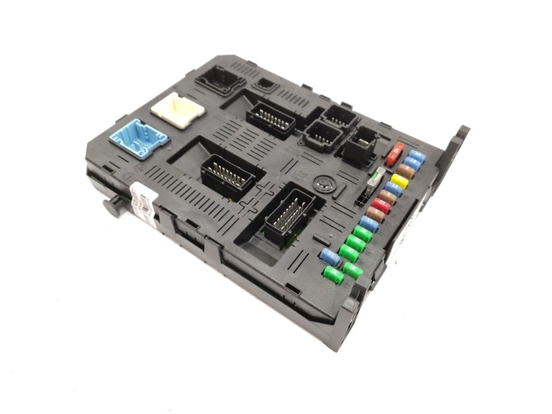 Recambio de caja reles / fusibles para citroën c5 berlina sx (e) referencia OEM IAM 9660105980 6580KH 