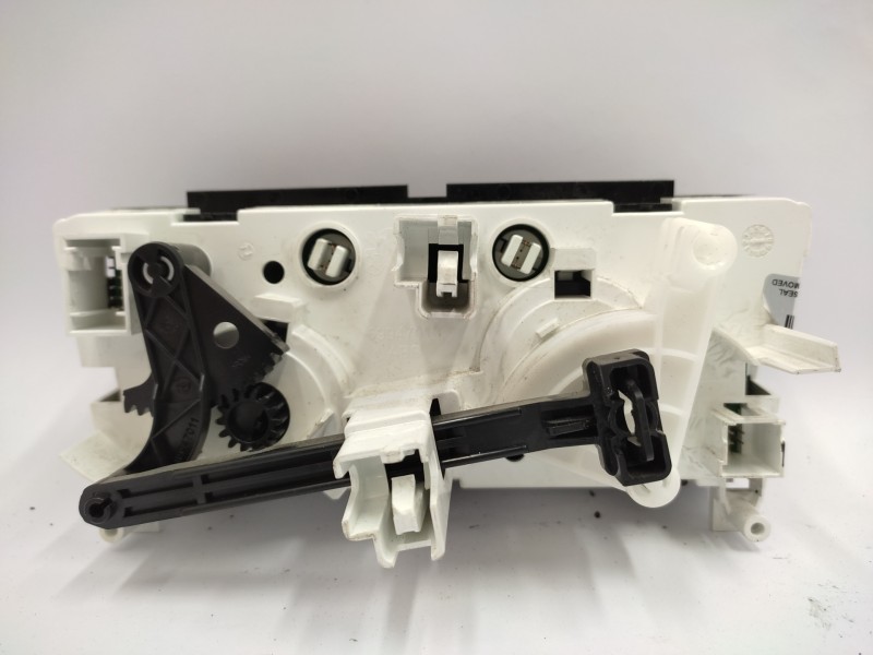 Recambio de mando climatizador para citroën c3 picasso exclusive referencia OEM IAM 6452N0  