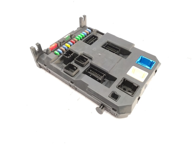 Caja Reles / Fusibles 9666952380  - Citroën C3 Picasso Exclusive 2