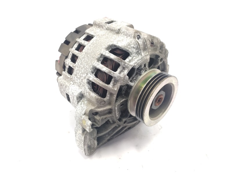 Recambio de alternador para dacia sandero básico referencia OEM IAM 8200660044 SG9B107 7711134753