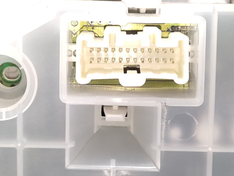 Cuadro Instrumentos D01j55430k9001  - Mazda 2 Lim. (de) 1.3 16v Cat 6