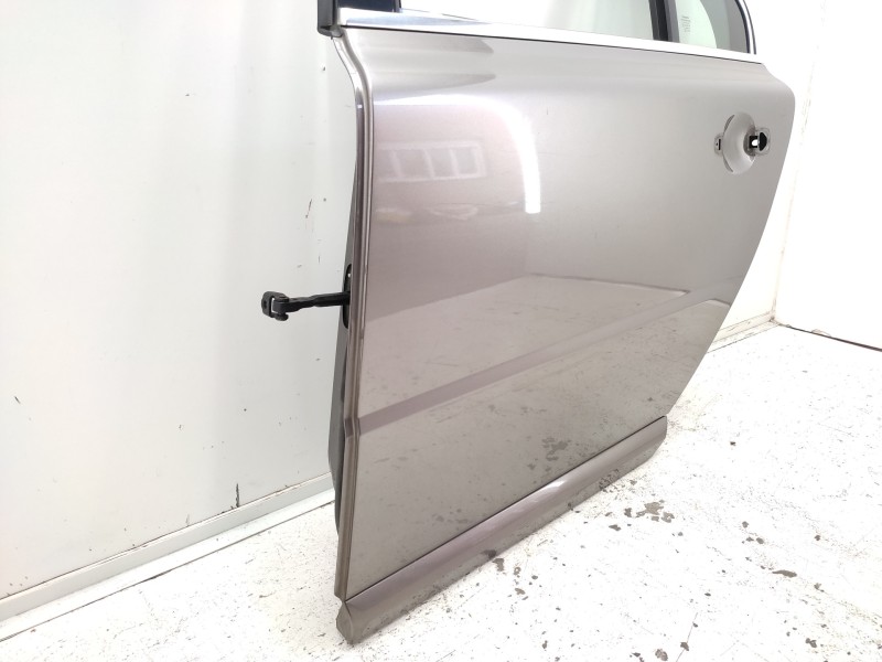 Puerta Trasera Izquierda 31335603  - Volvo S80 Berlina 2.4 Diesel Cat 3