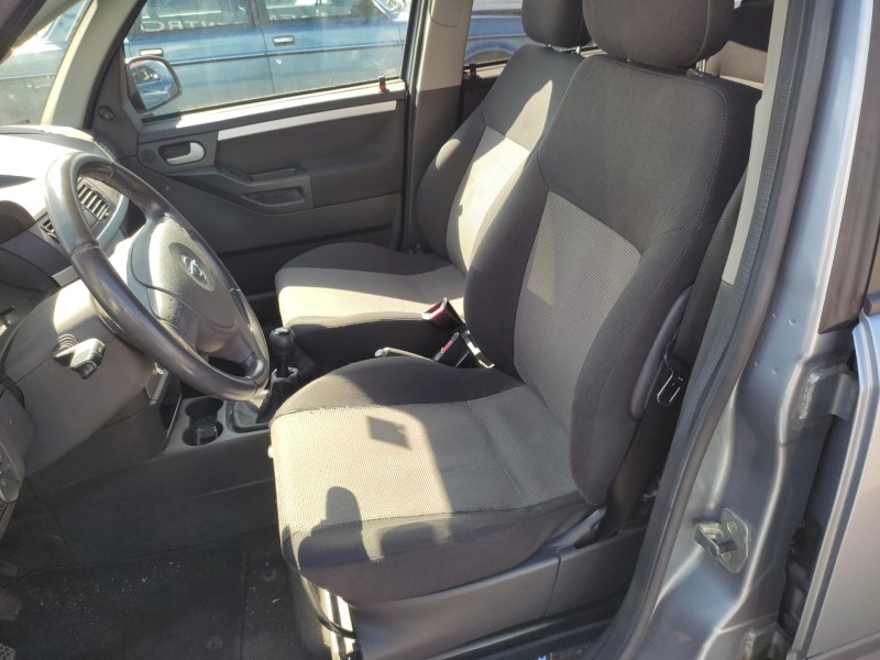 opel meriva del año 2005