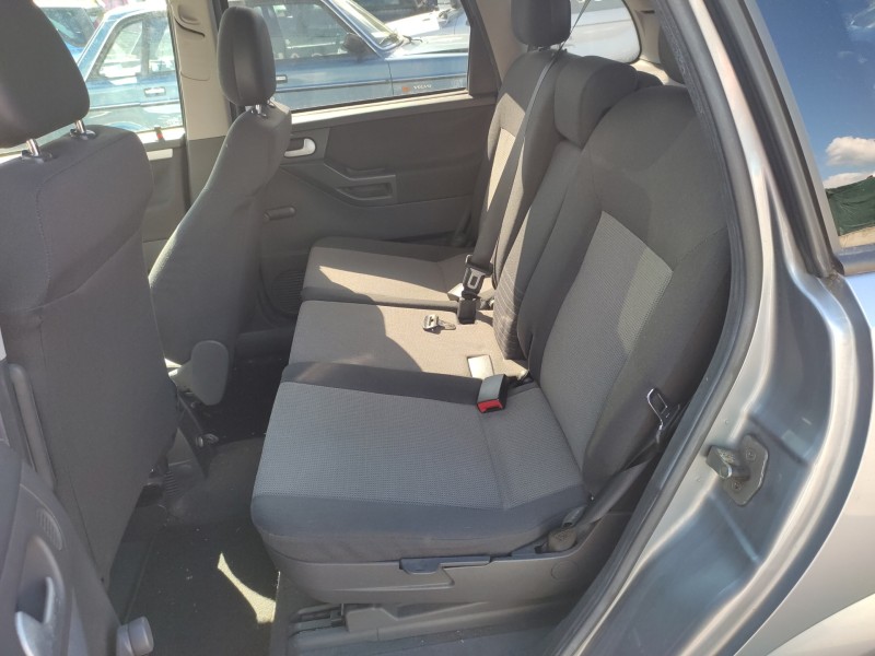 opel meriva del año 2005