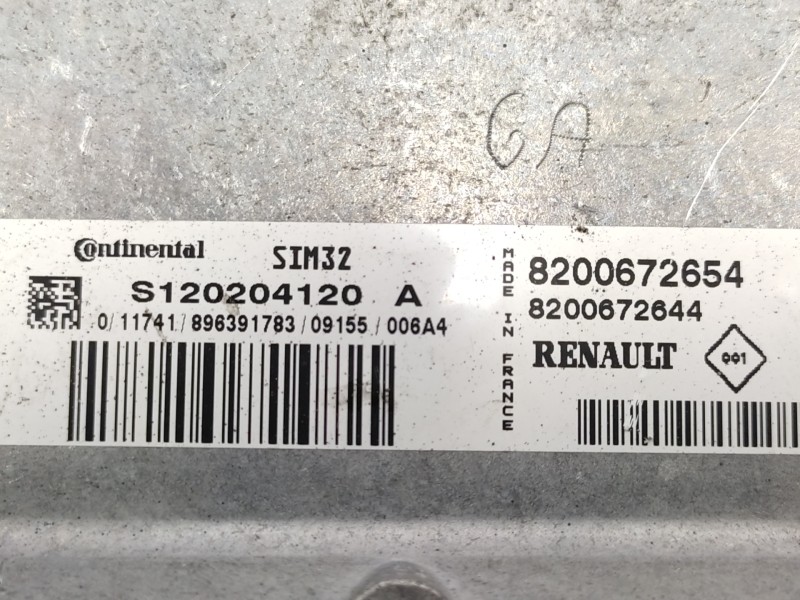 Centralita Motor Uce 8200672654 S120204120  - Dacia Sandero Básico 4