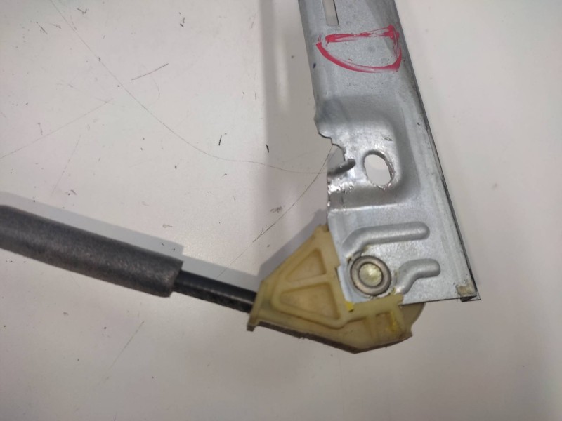 Elevalunas Delantero Derecho 963730580  - Peugeot 206 Berlina 1.4 Hdi 4