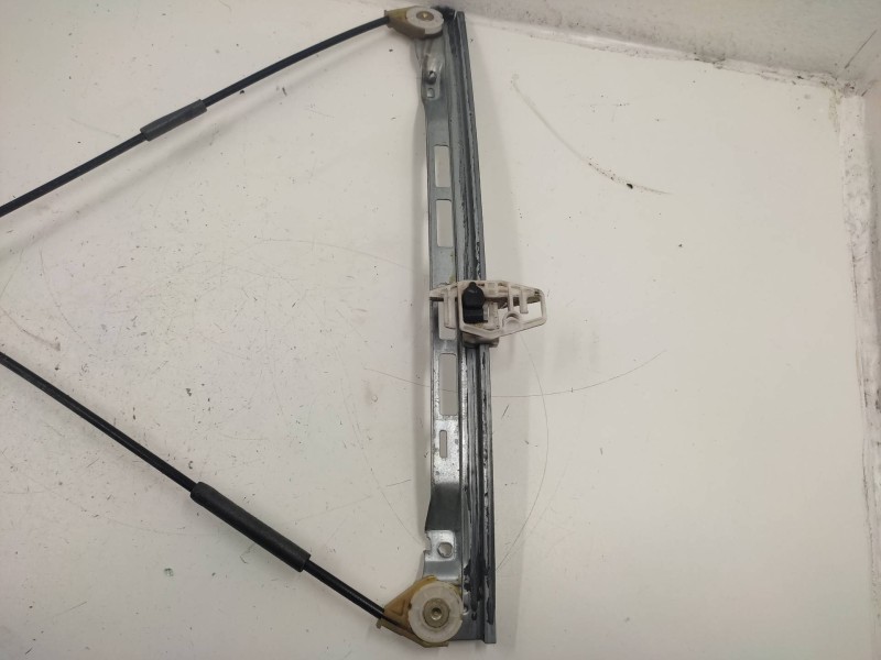 Elevalunas Delantero Derecho 963730580  - Peugeot 206 Berlina 1.4 Hdi 10