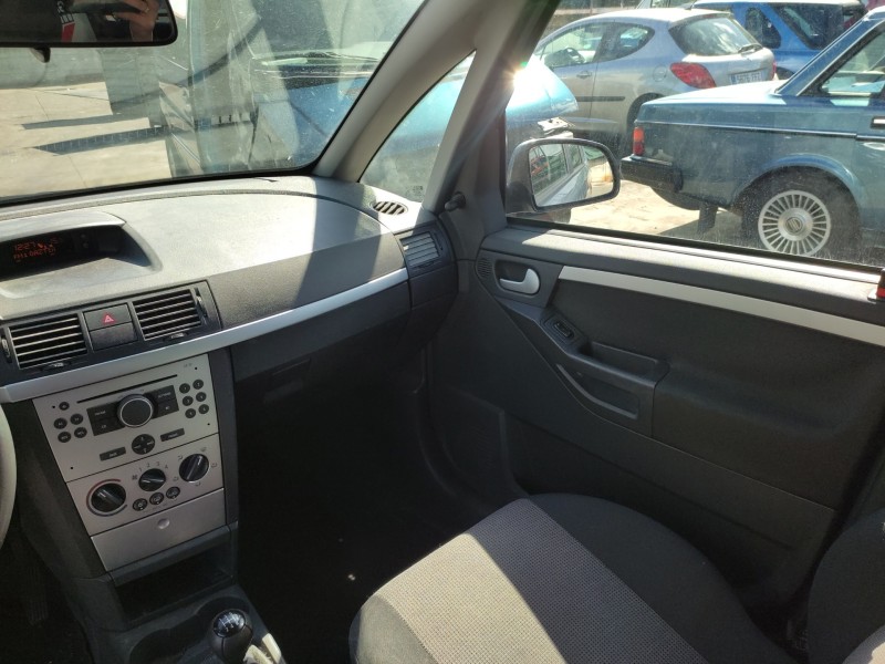 opel meriva del año 2005