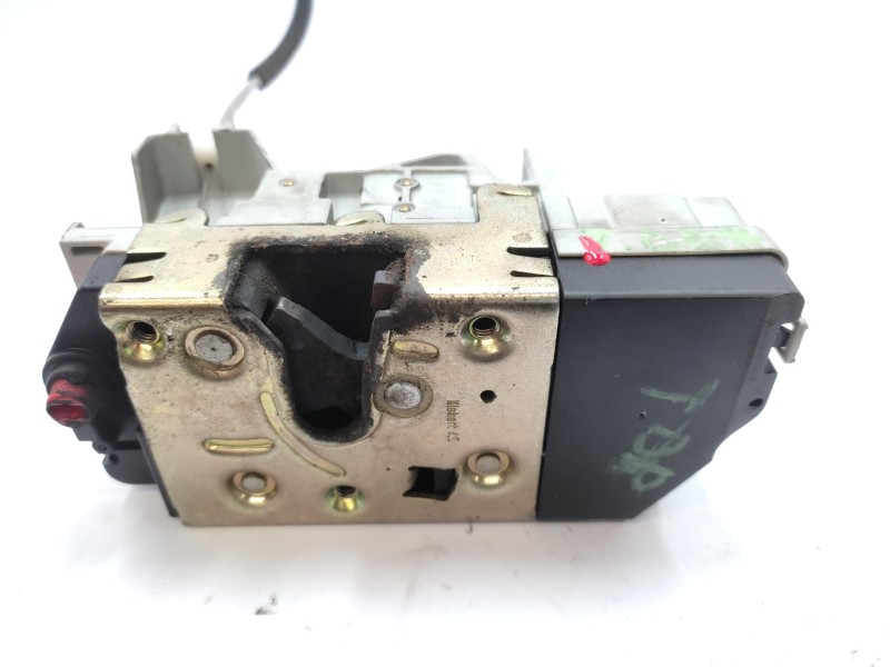 Cerradura Puerta Trasera Derecha 9138c0  - Peugeot 307 (s1) Xt 5