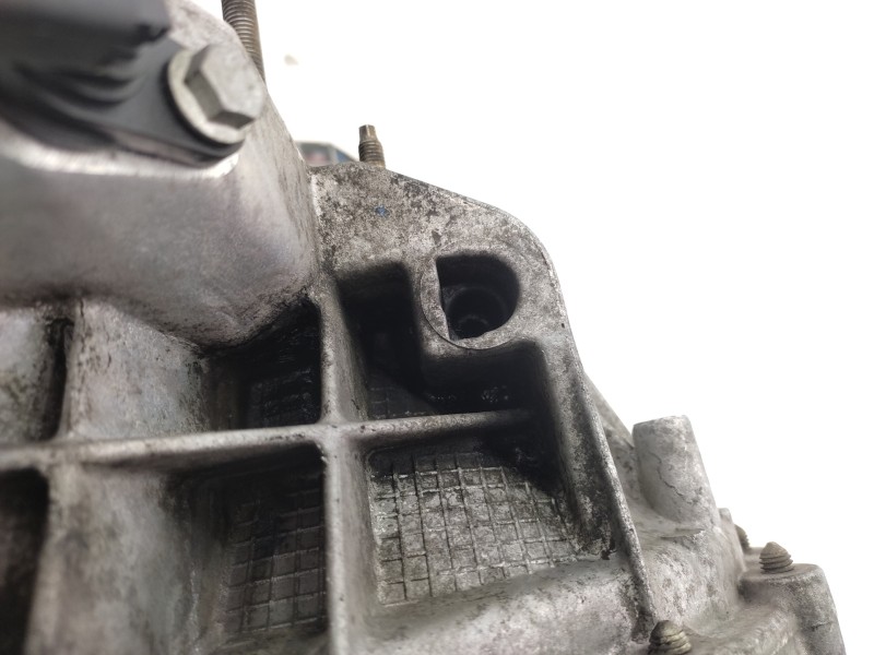 Caja Cambios Tl4a000 7701477995  - Renault Scenic Ii Grand Confort Authentique 6