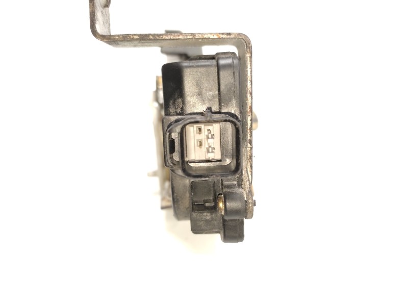 Cerradura Puerta Trasera Izquierda Mr384879  - Mitsubishi Space Wagon (n80/n90) 2,4 Glx 3