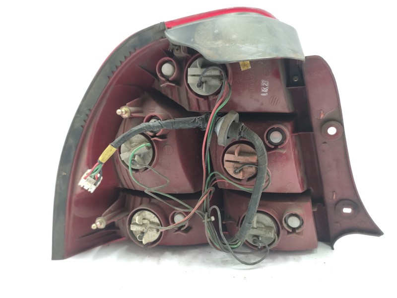 Piloto Trasero Derecho 0k2sa51150  - Kia Shuma Ii 1.6 Sound 5 Berlina 2