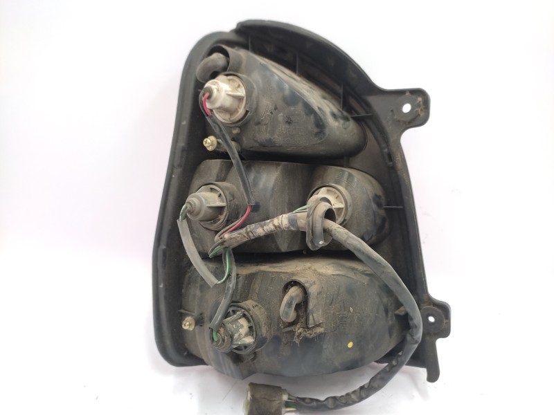Piloto Trasero Derecho 0k55a51150a  - Kia Carnival V6 Ls 2