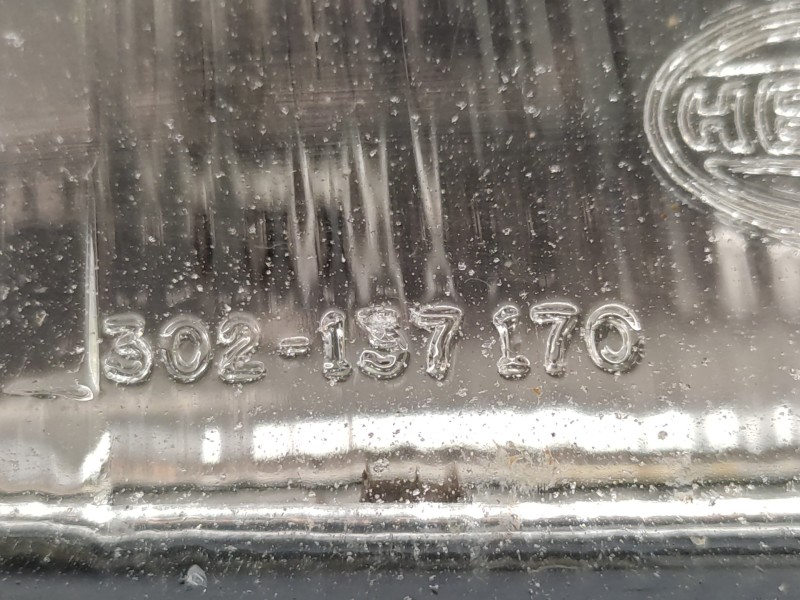 Faro Derecho 302137170  - Audi 100 Berlina (c4) Básico 3