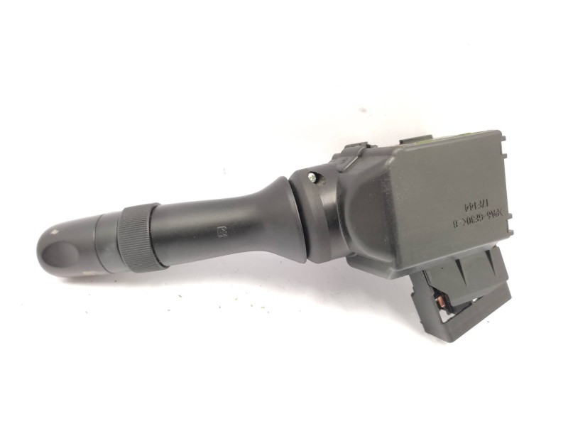 Mando Limpia 8465202420  - Toyota Auris 2.0 D-4d Cat 2
