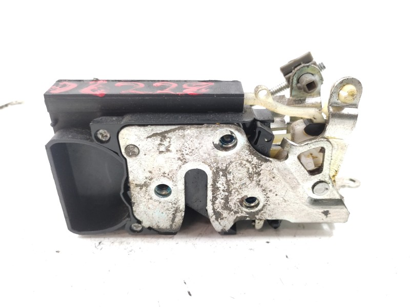 Cerradura Puerta Delantera Derecha 96272642  - Chevrolet Lacetti Sx 3