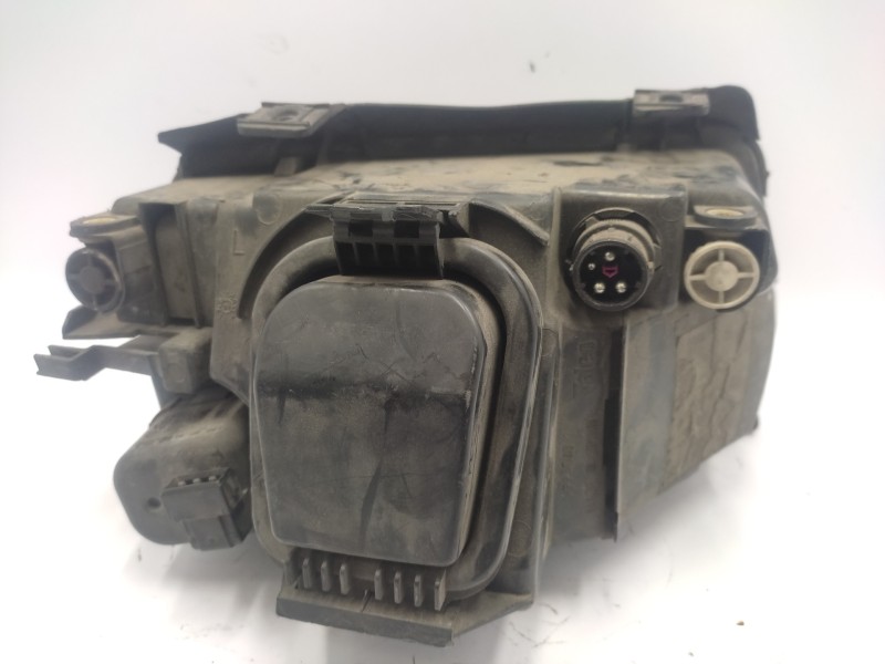 Faro Izquierdo 8d0941003a 67723131  - Audi A4 Avant (b5) 1.6 2