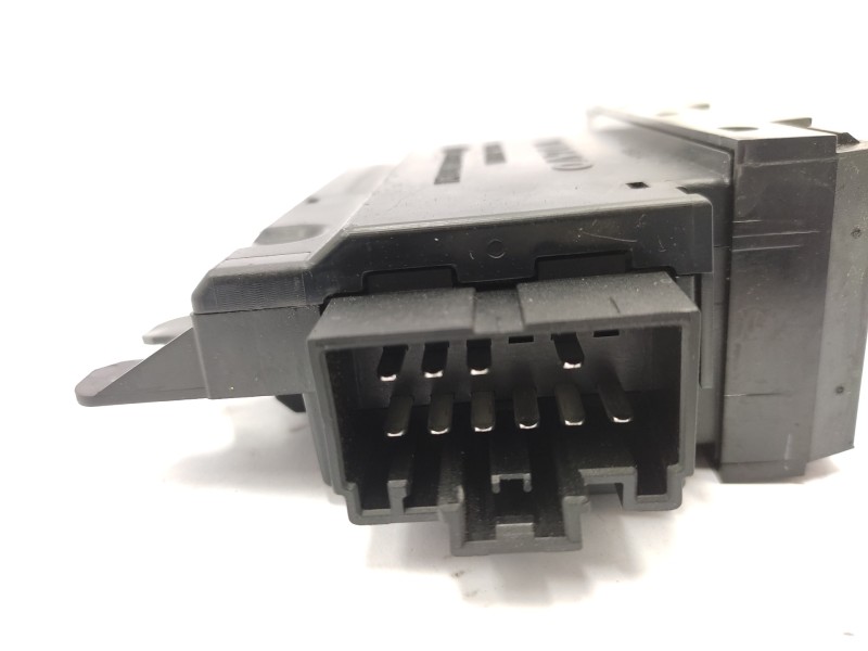 Mando Elevalunas Delantero Derecho 30798805  - Volvo Xc90 2.4 Diesel Cat 2