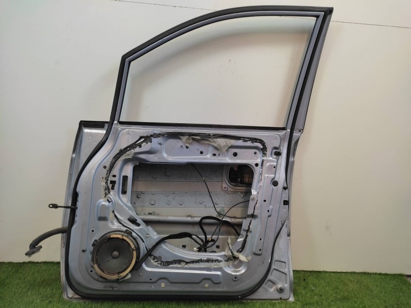 Puerta Delantera Derecha 760043a021a  - Hyundai Trajet (fo) 2.0 Gls 2