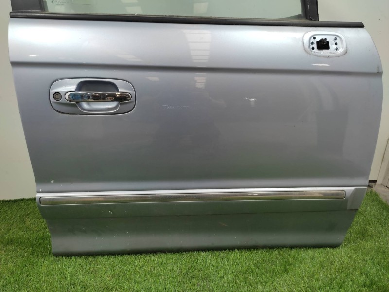 Puerta Delantera Derecha 760043a021a  - Hyundai Trajet (fo) 2.0 Gls 5