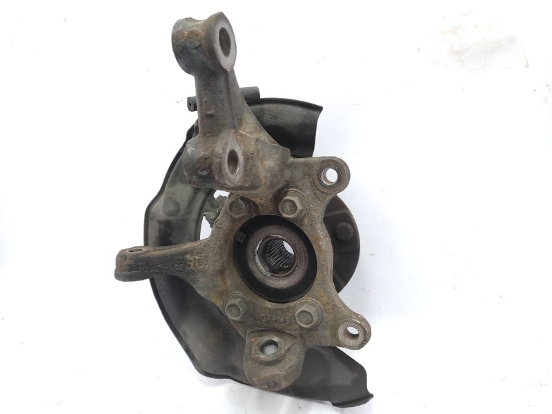 Mangueta Delantera Izquierda 4321202170  - Toyota Auris 2.0 D-4d Cat 2