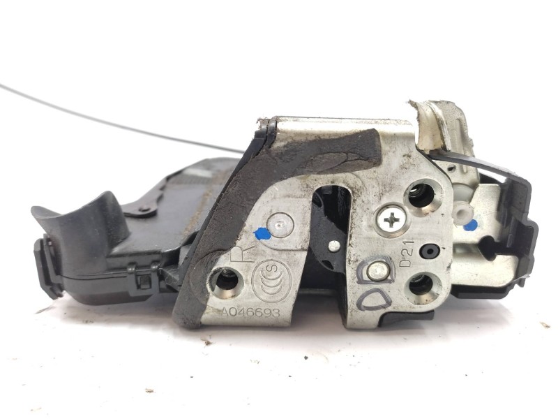 Cerradura Puerta Delantera Derecha 6903002220  - Toyota Auris 2.0 D-4d Cat 2