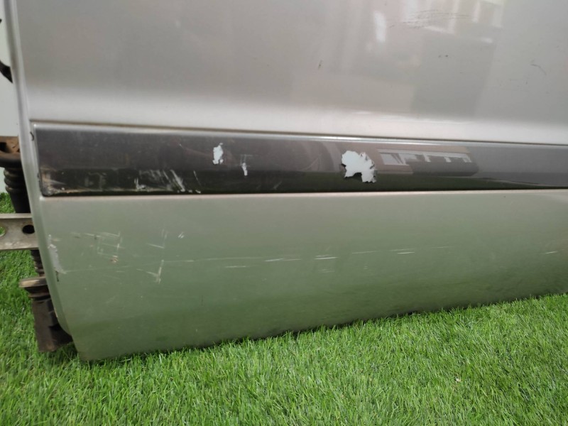 Puerta Trasera Izquierda Mr439485  - Mitsubishi Space Wagon (n80/n90) 2.0 Cool 6