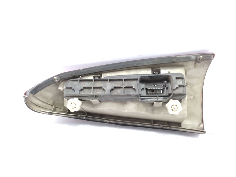 Piloto Trasero Izquierdo 9117210  - Opel Astra G Caravan Comfort 2