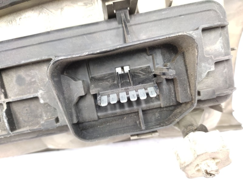 Piloto Trasero Izquierdo 9117210  - Opel Astra G Caravan Comfort 3