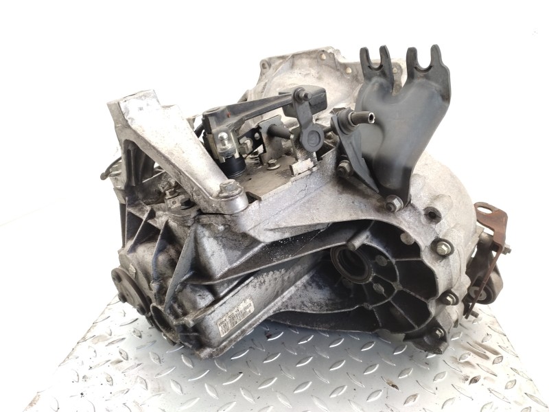 Caja Cambios 9m5r7002ya  - Ford Focus Berlina (cap) 1.6 Tdci Cat 5