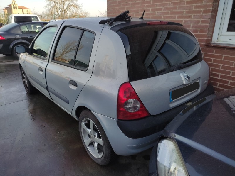 renault clio ii fase ii (b/cb0) del año 2004