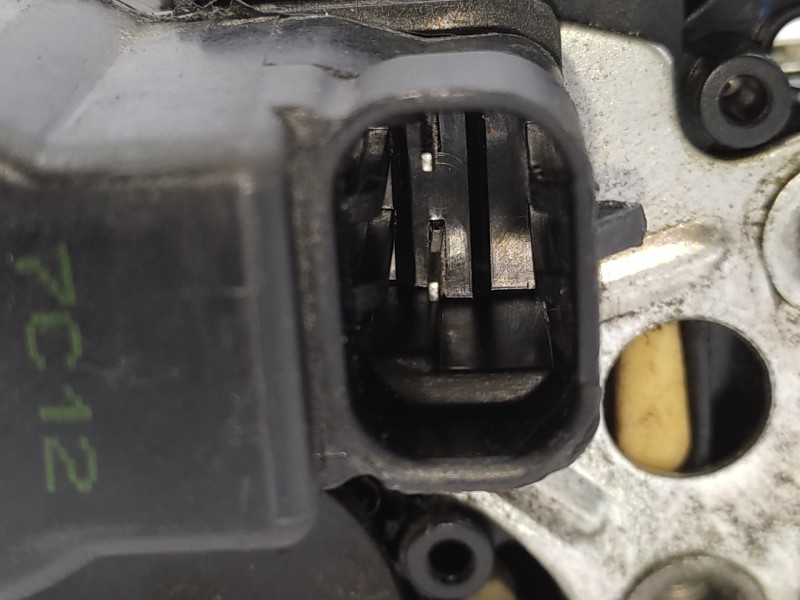Cerradura Puerta Delantera Derecha 96272642  - Chevrolet Lacetti 2.0 Diesel Cat 4