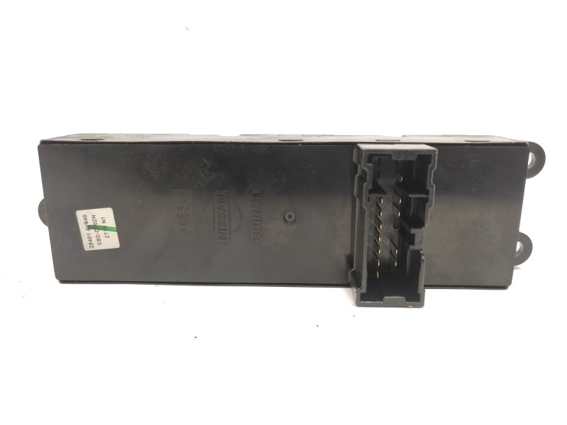 Mando Elevalunas Delantero Izquierdo 25401av640  - Nissan Primera (p12) 1.9 Dci 3