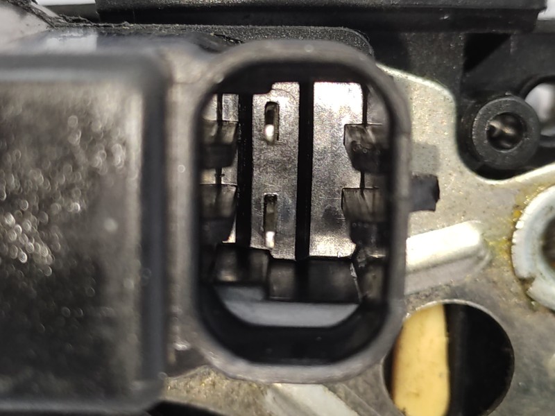 Cerradura Puerta Trasera Derecha 96260996  - Chevrolet Lacetti 2.0 Diesel Cat 3