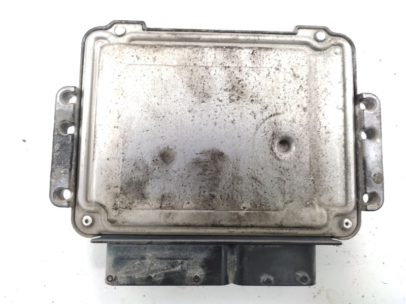 Centralita Motor Uce 55556829 0281011943  - Opel Astra H Berlina Elegance 8