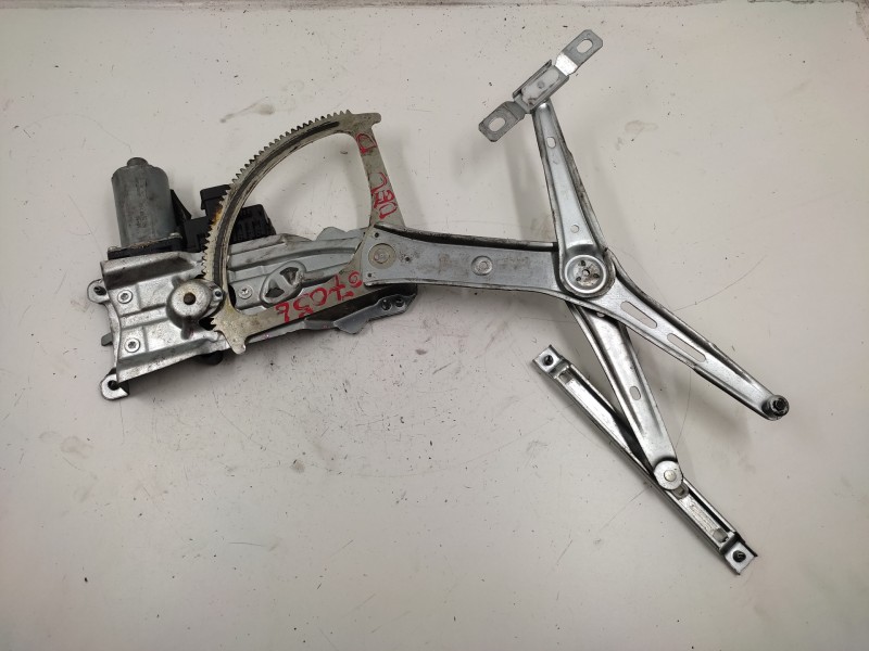 Elevalunas Delantero Derecho 93178696  - Opel Astra H Berlina Elegance 2