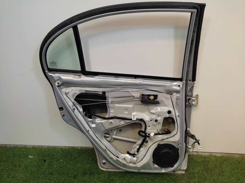 Puerta Trasera Izquierda 770031g220  - Kia Rio 1.4 Ex1 2