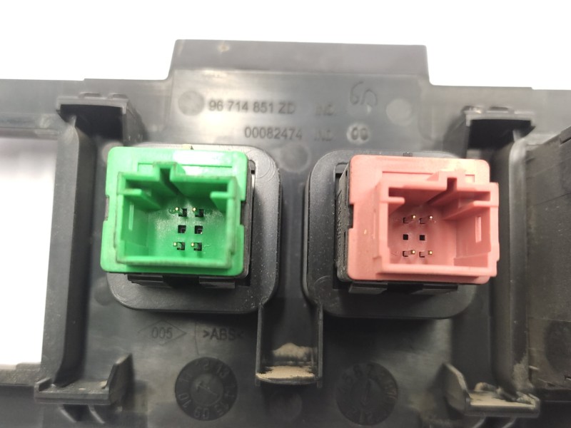 Mando Multifuncion 96714851zd 8231sv 64 - Citroën C4 Lim. Sport 3