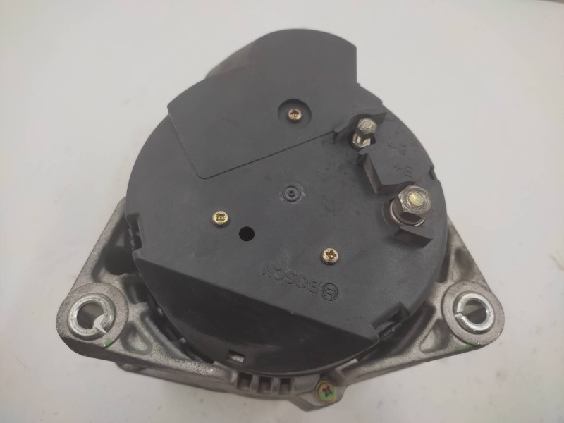 Alternador 90460576 0123510064 Bosch - Opel Omega B Gl Familiar 4