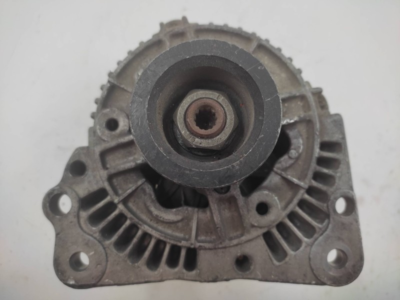 Alternador 028903025h 0123310001 Bosch - Volkswagen Vento (1h2) Cl 3